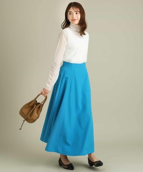 a.v.v（アーヴェヴェ）の「ライトタフタサーキュラースカート（スカート・レディース・ブルー/アイボリー/ブラック・36/38/40/42/34）」の21枚目の写真