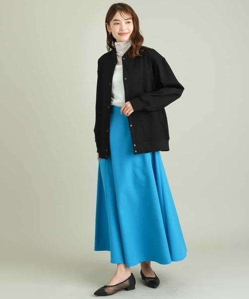 a.v.v（アーヴェヴェ）の「ライトタフタサーキュラースカート（スカート・レディース・ブルー/アイボリー/ブラック・36/38/40/42/34）」の22枚目の写真