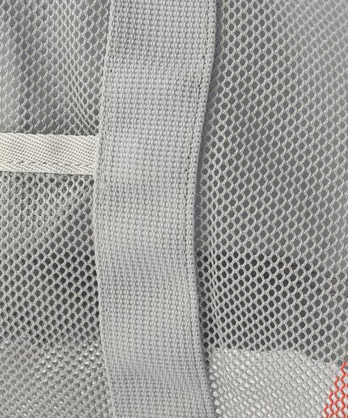 NIKE(ナイキ)の「NIKE(ナイキ)メッシュ2WAYトートバッグ(トートバッグ・メンズ・ライトグレー/ブラック・FREE)」の10枚目の写真