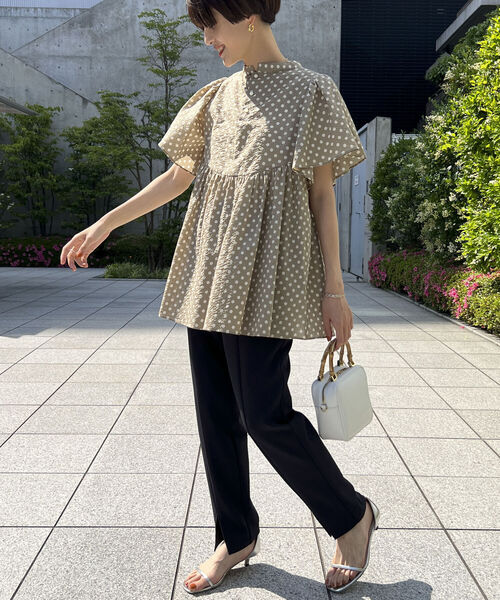 NOLLEY’S（ノーリーズ）の「◇【WEB限定】ミラクルウェーブペプラムブラウス（シャツ/ブラウス・レディース・ブラック系その他4/ベージュ系その他4/ラベンダー/ブラック・FREE）」の16枚目の写真