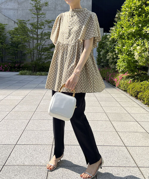 NOLLEY’S（ノーリーズ）の「◇【WEB限定】ミラクルウェーブペプラムブラウス（シャツ/ブラウス・レディース・ブラック系その他4/ベージュ系その他4/ラベンダー/ブラック・FREE）」の12枚目の写真