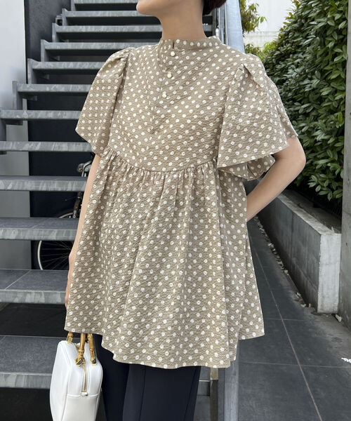 NOLLEY’S（ノーリーズ）の「◇【WEB限定】ミラクルウェーブペプラムブラウス（シャツ/ブラウス・レディース・ブラック系その他4/ベージュ系その他4/ラベンダー/ブラック・FREE）」の5枚目の写真