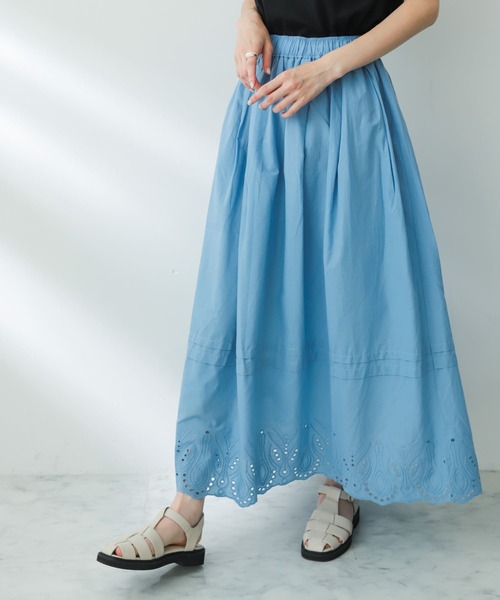 SENSE OF PLACE by URBAN RESEARCH（センスオブプレイスバイアーバンリサーチ）の「スカラシシュウタックスカート（スカート・レディース・オフホワイト/ブラック/ライトブルー・MEDIUM/SMALL）」の22枚目の写真