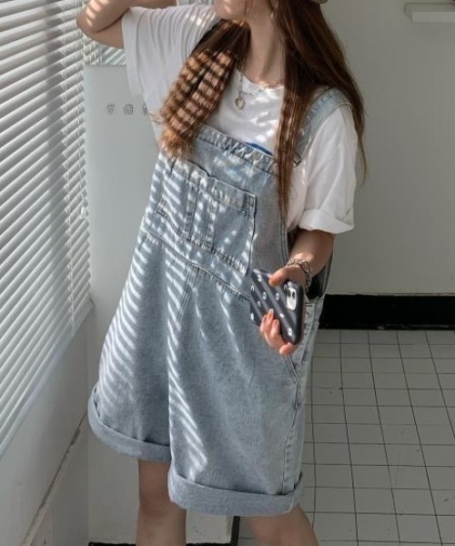 SHEENA（シーナ）の「デニムハーフオーバーオール（サロペット/オーバーオール・レディース・サックスブルー・M）」の3枚目の写真