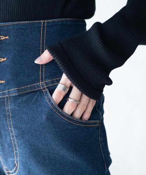 WEGO(ウィゴー)の「WEGO/ハイウエストストレッチデニムフレアパンツ(デニムパンツ・レディース・ブラック/ダークインディゴブルー・X-SMALL/SMALL/MEDIUM)」の6枚目の写真