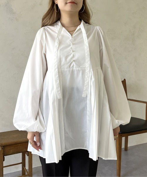 prose verse（プロズヴェール）の「パールボタンプリーツ切替ペプラムブラウス（シャツ/ブラウス・レディース・ブラック/オフホワイト・MEDIUM）」の14枚目の写真