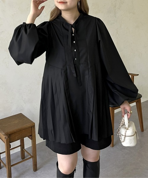 prose verse（プロズヴェール）の「パールボタンプリーツ切替ペプラムブラウス（シャツ/ブラウス・レディース・ブラック/オフホワイト・MEDIUM）」の21枚目の写真