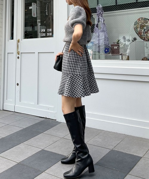 INGNI(イング)の「フェザーヤーンブローチ付半袖ニット(ニット/セーター・レディース・グレー/ピンク/アイボリー/ブラック・M)」の18枚目の写真