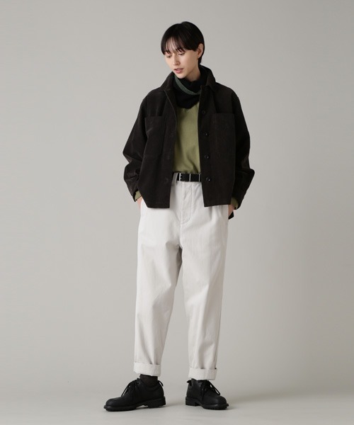 MHL.（エムエイチエル）の「DRY COTTON NEEDLECORD（シャツ