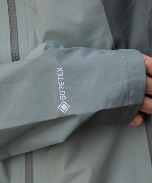 SALOMON（サロモン）の「SALOMON OUTLINE GTX(R) 2.5L JKT / サロモン