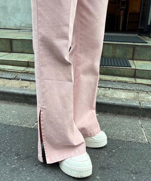 one after another NICE CLAUP（ワンアフターアナザーナイスクラップ）の「【S,Mサイズ】サイドスリットカラーフレアデニム（デニムパンツ・レディース・ピンク/ブルー/グレー/イエロー・SMALL/MEDIUM）」の11枚目の写真