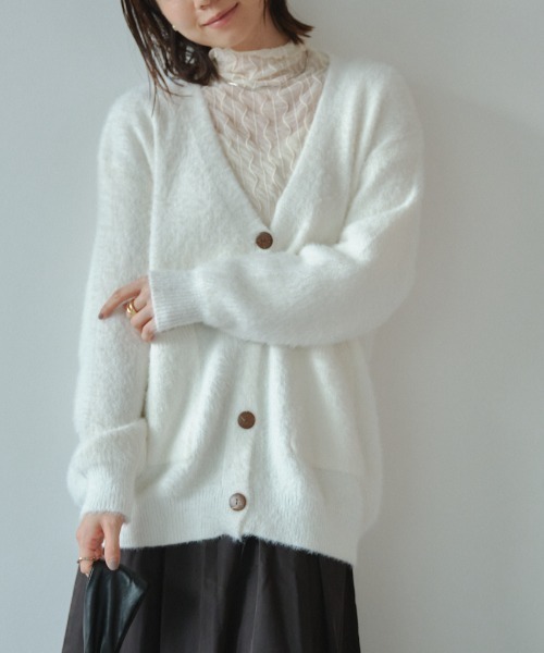 DRWCYS(ドロシーズ)の「シャギーカーディガン(カーディガン/ボレロ・レディース・ベージュ/ホワイト・FREE)」の4枚目の写真