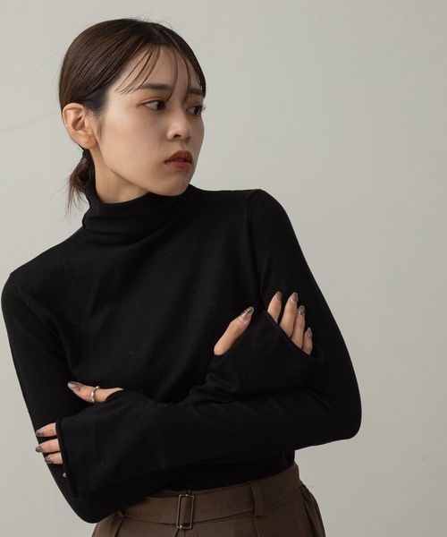 lawgy（ラウジー）の「simple turtleneck pullover（Tシャツ/カットソー・レディース・ブラック/アイボリー・FREE）」の9枚目の写真