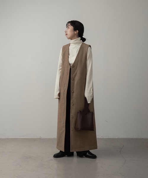 lawgy（ラウジー）の「simple turtleneck pullover（Tシャツ/カットソー・レディース・ブラック/アイボリー・FREE）」の5枚目の写真