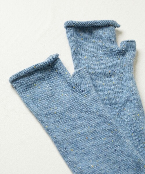 FREAK'S STORE(フリークスストア)の「限定展開 ネップ ニット アームウォーマー(アームカバー・レディース・ブラック/ブルー/ナチュラル・ONE SIZE)」の1枚目の写真