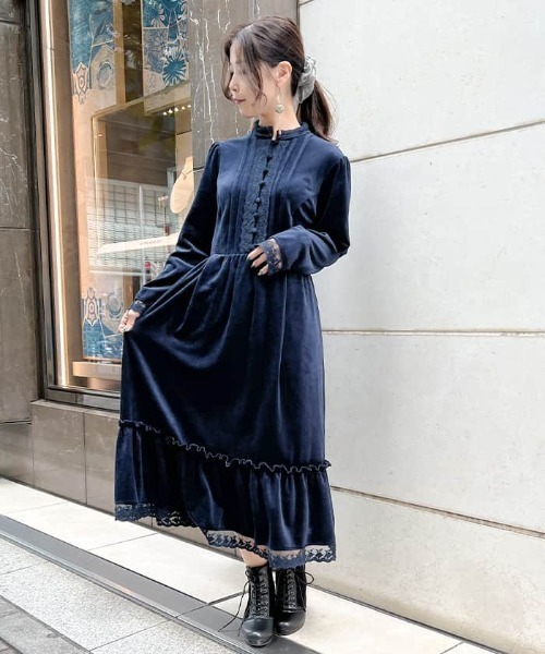 axes femme（アクシーズファム）の「レース使いべロアワンピース