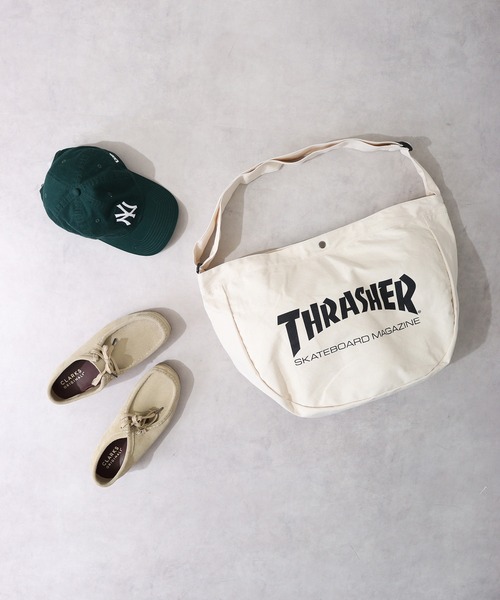 THRASHER(スラッシャー)の「THRASHER NEWSPAPER BAG MAG LOGO(ショルダーバッグ・メンズ・ブラック/アイボリー・FREE)」の2枚目の写真