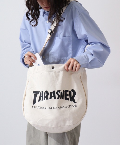 THRASHER(スラッシャー)の「THRASHER NEWSPAPER BAG MAG LOGO(ショルダーバッグ・メンズ・ブラック/アイボリー・FREE)」の16枚目の写真