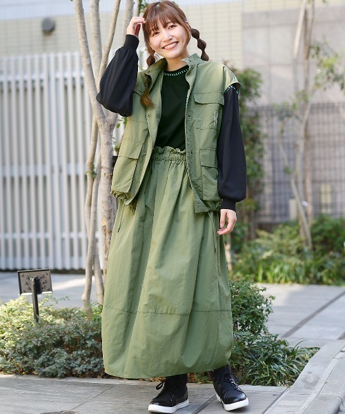 チチカカ（チチカカ）の「ナイロンワークベスト（ベスト・レディース・ホワイト/カーキ・FREE）」の5枚目の写真