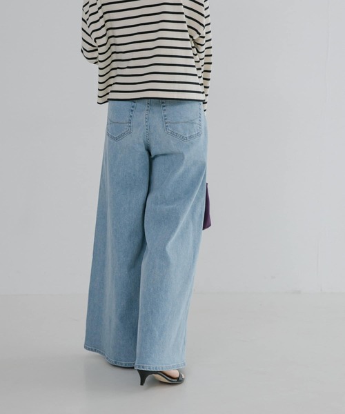 SOMETHING（サムシング）の「『別注』SOMETHING×URBAN RESEARCH　 SUPER LISAWIDE（デニムパンツ・レディース・ライトブルー/ホワイト・SMALL/MEDIUM）」の22枚目の写真