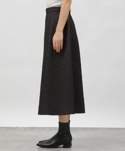 LAKOLE（ラコレ）の「キルトフレアスカート / 993643（スカート・レディース・ブラック/オリーブ・MEDIUM/SMALL）」の19枚目の写真