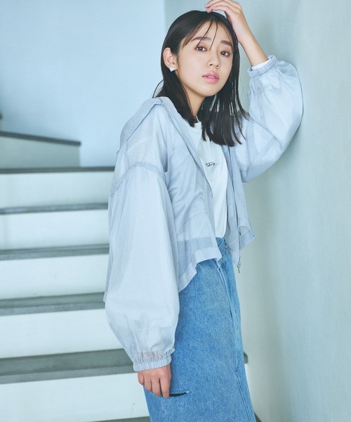 mysty woman（ミスティウーマン）の「ラメシアーパーカー　104433（パーカー・レディース・チャコールグレー/ブルー系その他/ライトベージュ・FREE）」の16枚目の写真