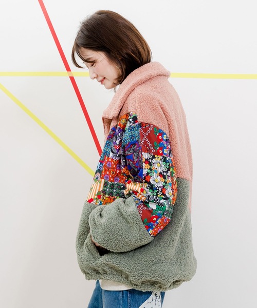 ScoLar（スカラー）の「133734：ネコor花柄パッチワーク風 プードル