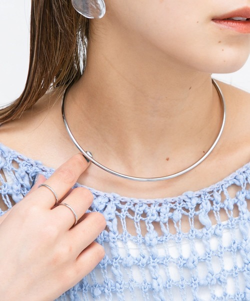 KBF（ケイビーエフ）の「2WAYガラスワントップチョーカー（ネックレス・レディース・クリア/ブルー・ONE）」の6枚目の写真