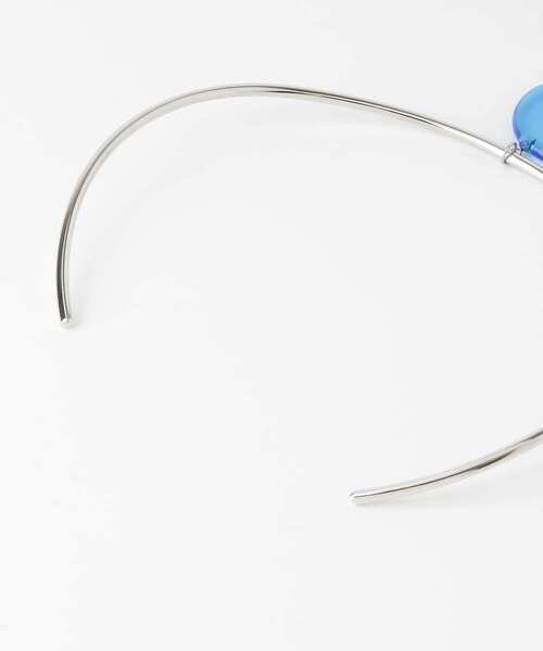 KBF（ケイビーエフ）の「2WAYガラスワントップチョーカー（ネックレス・レディース・クリア/ブルー・ONE）」の9枚目の写真