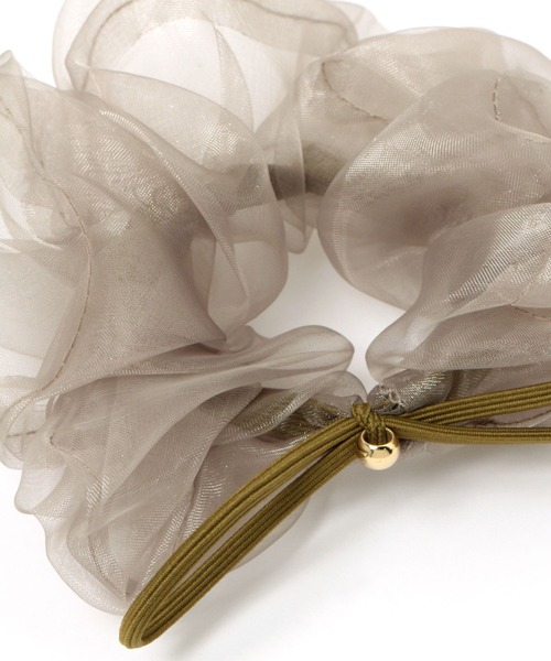 studio CLIP（スタディオクリップ）の「シアーシュシュ（シュシュ・レディース・ライトベージュ/ライトグレー/ブラウン・FREE）」の7枚目の写真