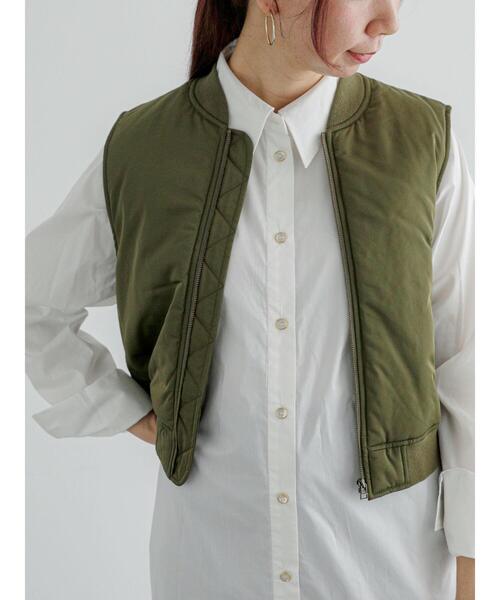 Te chichi(テチチ)の「MA-1ベスト(ベスト・レディース・カーキ/オフホワイト・F)」の1枚目の写真