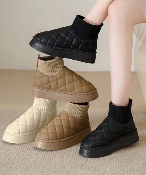 Miniministore(ミニミニストア)の「ムートンブーツ キルティング裏起毛ブーツ(ブーツ・レディース・ブラック/ライトブラウン/アイボリー・23.0cm/23.5cm/24.5cm/24.0cm/25.0cm)」の4枚目の写真