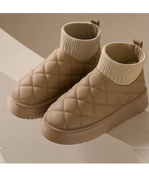 Miniministore(ミニミニストア)の「ムートンブーツ キルティング裏起毛ブーツ(ブーツ・レディース・ブラック/ライトブラウン/アイボリー・23.0cm/23.5cm/24.5cm/24.0cm/25.0cm)」の19枚目の写真