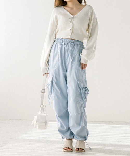 OLIVE des OLIVE(オリーブデオリーブ)の「リボンビジューカーディガン 1041050100(カーディガン/ボレロ・レディース・ブラック/ブラック系その他/オフホワイト/ピンク/サックスブルー・FREE)」の8枚目の写真