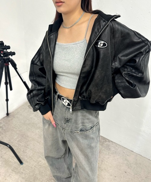 WHO'S WHO gallery（フーズフーギャラリー）の「ショートリブキャミ（キャミソール・レディース・グレー/オフホワイト/ブラック/ライトグレー・FREE）」の4枚目の写真