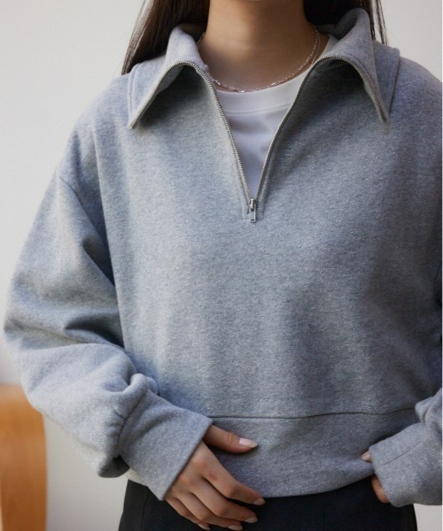 AZUL by moussy(アズールバイマウジー)の「ラメ裏毛ジップアップトップス(スウェット・レディース・グレー/アイボリー/ブラック・FREE)」の3枚目の写真