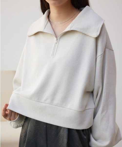 AZUL by moussy(アズールバイマウジー)の「ラメ裏毛ジップアップトップス(スウェット・レディース・グレー/アイボリー/ブラック・FREE)」の2枚目の写真