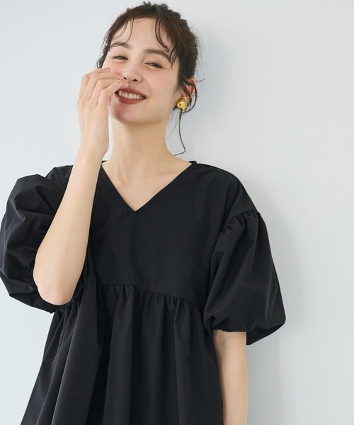 coca(coca)(コカ)の「\ZOZO限定再入荷/お気に入り数7300越え!!パリフワVネックギャザーブラウス(シャツ/ブラウス・レディース・グリーン/ブラック・L/M)」の9枚目の写真