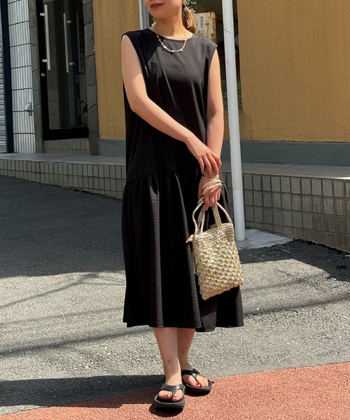 un dix cors（アンディコール）の「メタリック柄編みミニショルダーバッグ（ショルダーバッグ・レディース・ゴールド/シルバー・FREE）」の4枚目の写真