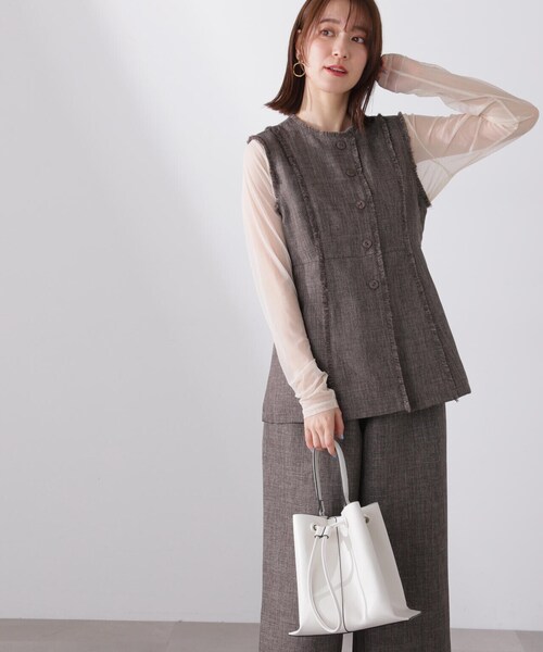 N.(N. Natural Beauty Basic)(エヌエヌナチュラルビューティーベーシック)の「◆ペプラムジレ&ワイドパンツセット(セットアップ・レディース・ベージュ/グレイッシュベージュ・MEDIUM)」の18枚目の写真