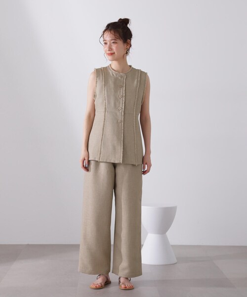 N.(N. Natural Beauty Basic)(エヌエヌナチュラルビューティーベーシック)の「◆ペプラムジレ&ワイドパンツセット(セットアップ・レディース・ベージュ/グレイッシュベージュ・MEDIUM)」の19枚目の写真