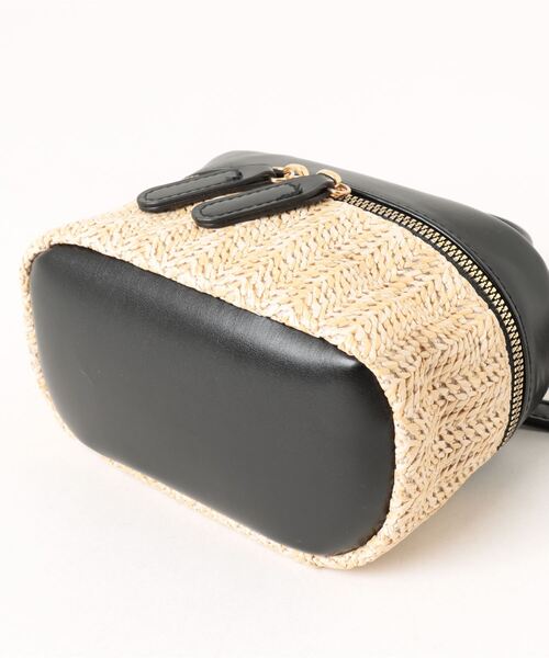 AVALON(U.Q)（アバロン）の「バニティBAG（ショルダーバッグ・レディース・ブラック・FREE）」の4枚目の写真