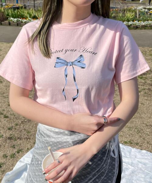 WOND(ウォンド)の「リボンプリントTシャツ(Tシャツ/カットソー・レディース・ホワイト/ピンク・FREE)」の7枚目の写真