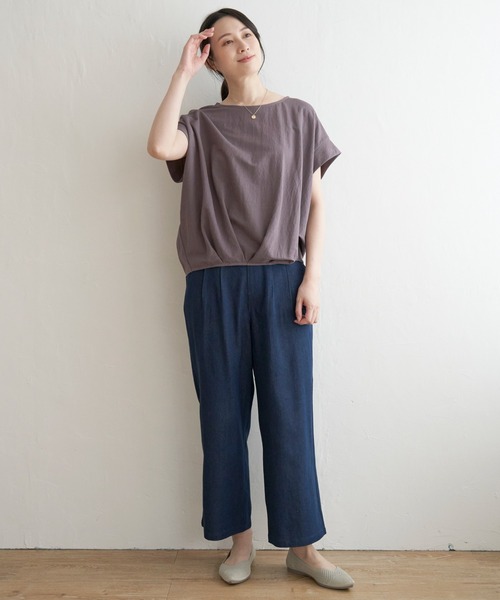 ikka(イッカ)の「鹿の子前身タックプルオーバー(Tシャツ/カットソー・レディース・ブルー/ベージュ/マスタード/モカ/ネイビー/グリーン・M/L/S)」の20枚目の写真