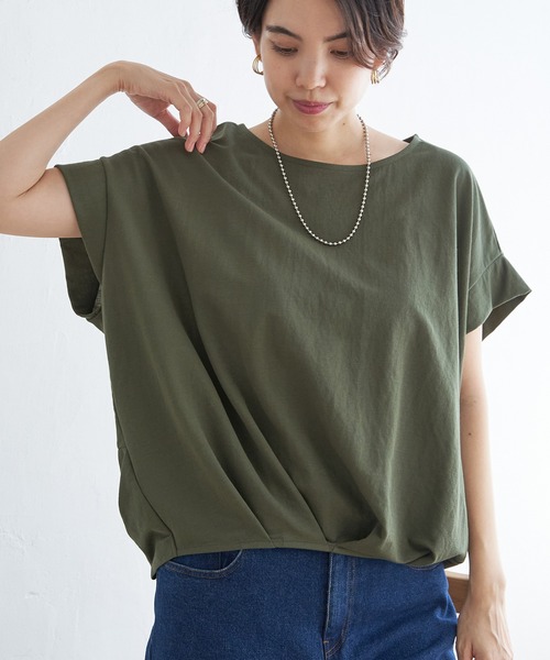 ikka(イッカ)の「鹿の子前身タックプルオーバー(Tシャツ/カットソー・レディース・ブルー/ベージュ/マスタード/モカ/ネイビー/グリーン・M/L/S)」の7枚目の写真