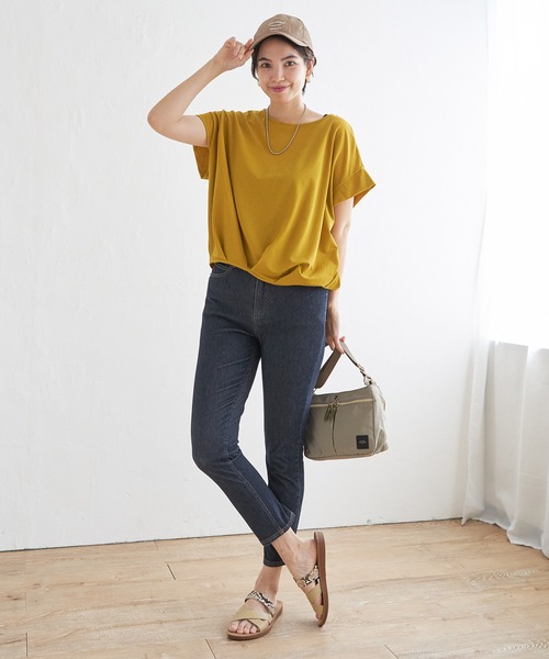 ikka(イッカ)の「鹿の子前身タックプルオーバー(Tシャツ/カットソー・レディース・ブルー/ベージュ/マスタード/モカ/ネイビー/グリーン・M/L/S)」の14枚目の写真