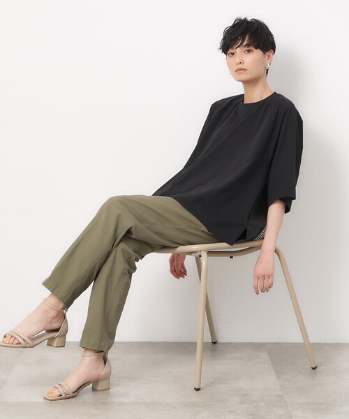 OPAQUE.CLIP（オペークドットクリップ）の「◆バックフハクドッキングAラインカットソー【洗濯機洗い可】（Tシャツ/カットソー・レディース・ホワイト/ブラック/ベージュ・38/42/40）」の22枚目の写真