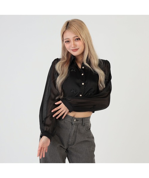 CECIL McBEE(セシルマクビー)の「シアーシャイニーリボン付きショートブラウス(シャツ/ブラウス・レディース・ブラック/グレー/ピンク/アイボリー・FREE)」の2枚目の写真