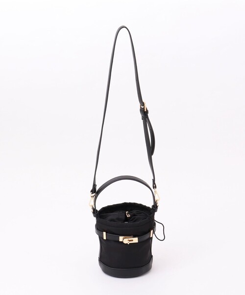 NOLLEY’S（ノーリーズ）の「ヒネリカナグナイロンバケツ2WAYバッグ（ショルダーバッグ・レディース・ブラック・FREE）」の4枚目の写真