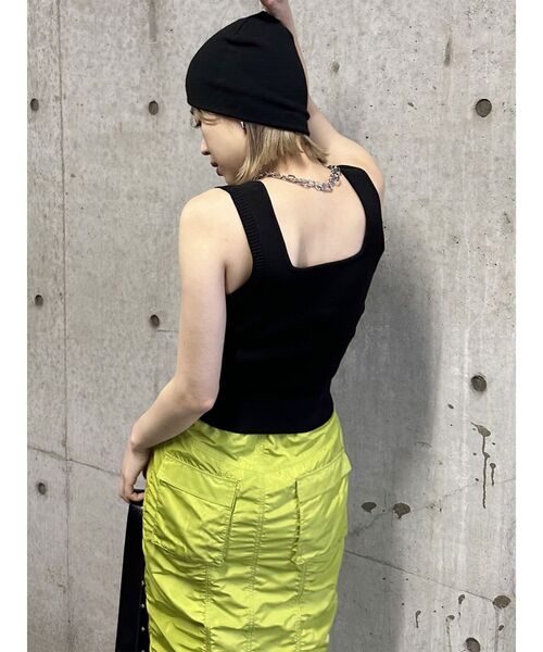 MURUA（ムルーア）の「スクエアミニマルタンク（ニット/セーター・レディース・ブルー/ブラック/オレンジ/グリーン/ホワイト・FREE）」の11枚目の写真